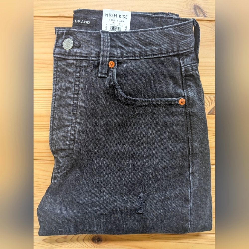 Lucky Brand High Rise Mom Jean | Size 4 / 27